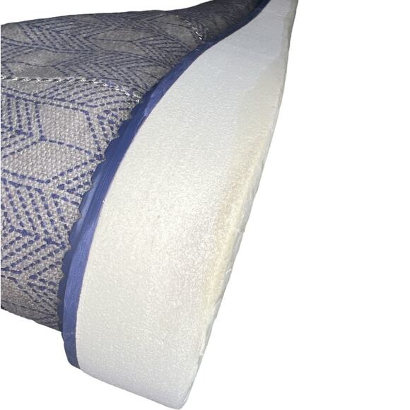 Toms Men's Gray Shoes with Subtle Navy Line Design Size 8.5 - Picture 8 of 9